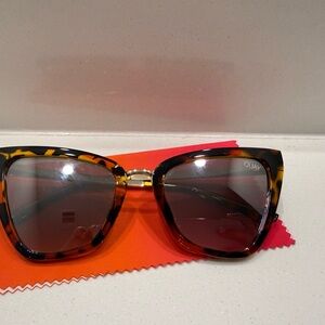 Quay “Reina Mini” Tortoiseshell Cat-Eye Sunglasses